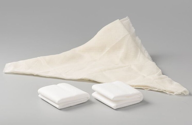 materials-of-triangular-bandage.jpg